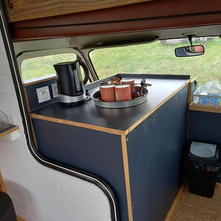 Camping Car Vintage Saint-Barthelemy-le-Plain 외부 사진