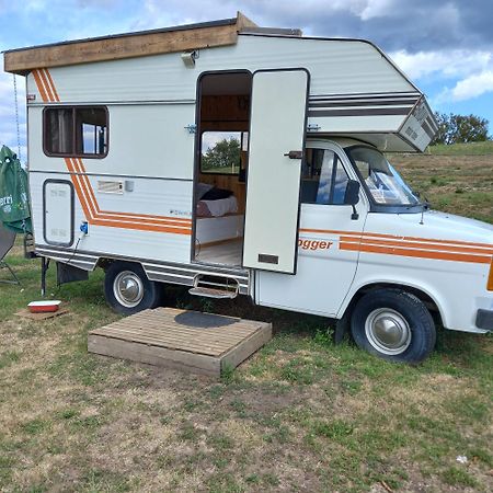 Camping Car Vintage Saint-Barthelemy-le-Plain 외부 사진