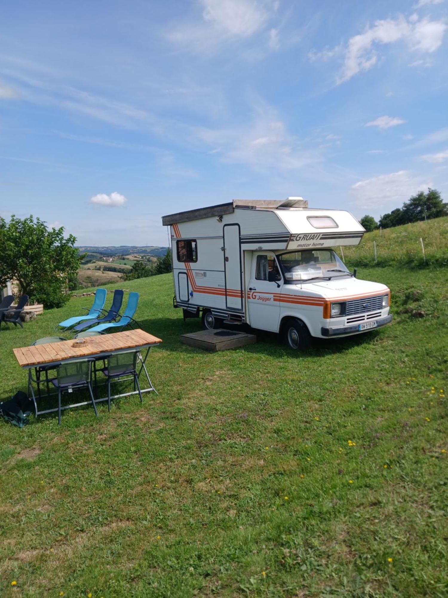 Camping Car Vintage Saint-Barthelemy-le-Plain 외부 사진